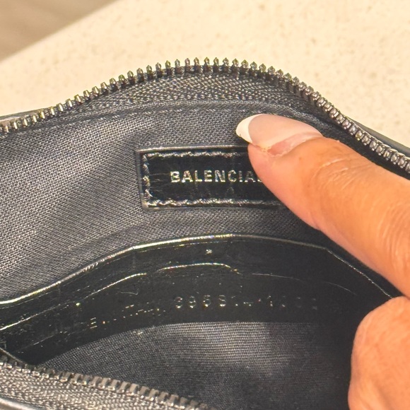 BALENCIAGA
Black Mini 'Le Cagole' Bag - Picture 5 of 6